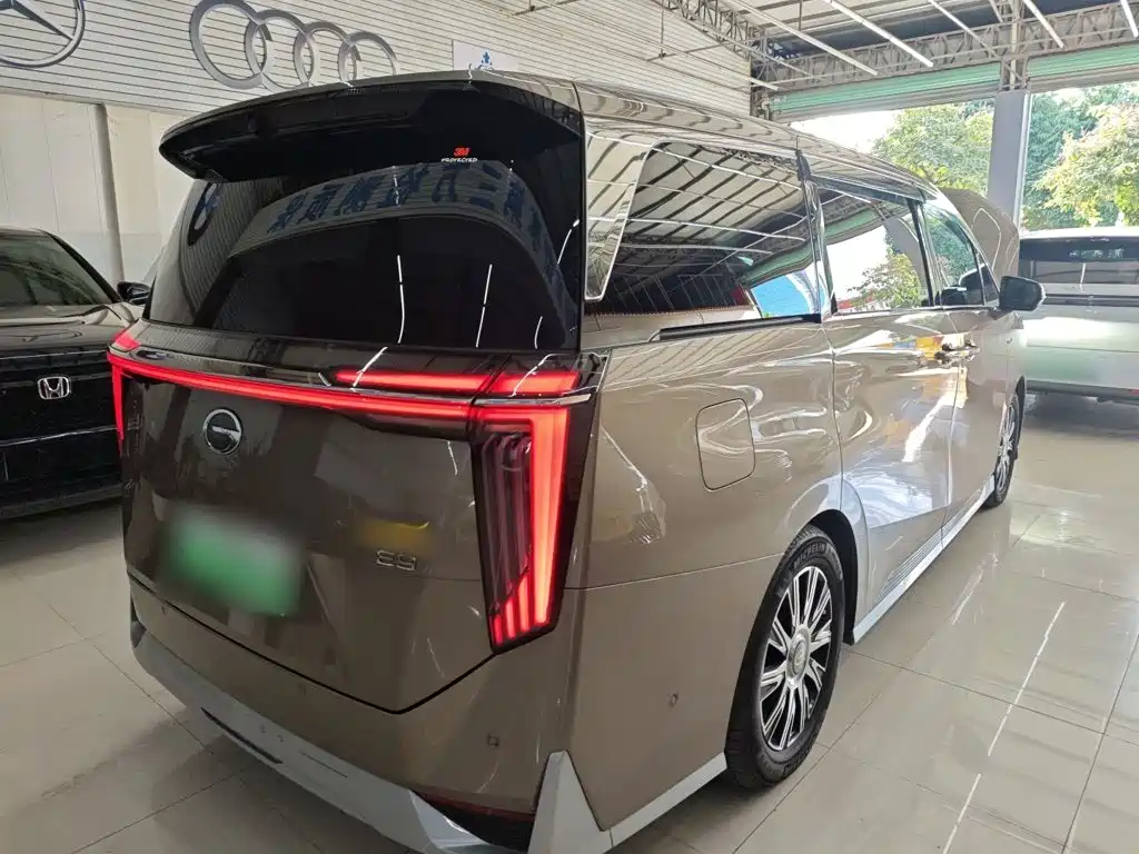 GAC Motor Trumpchi E9 — фото 7