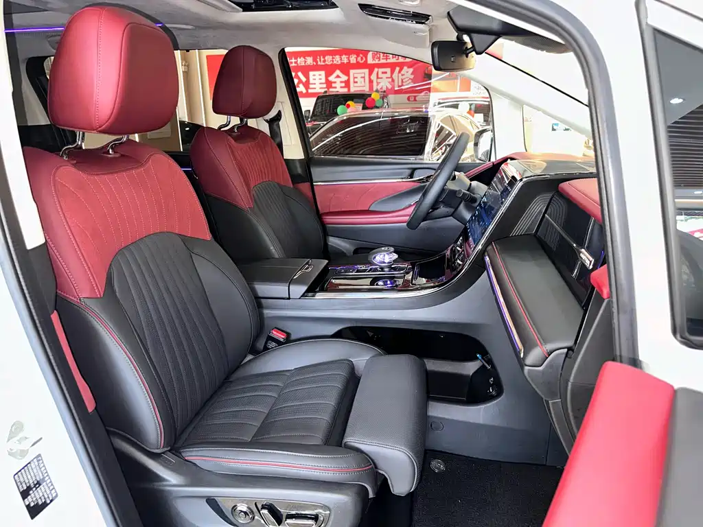 GAC Motor Trumpchi E9 — фото 17