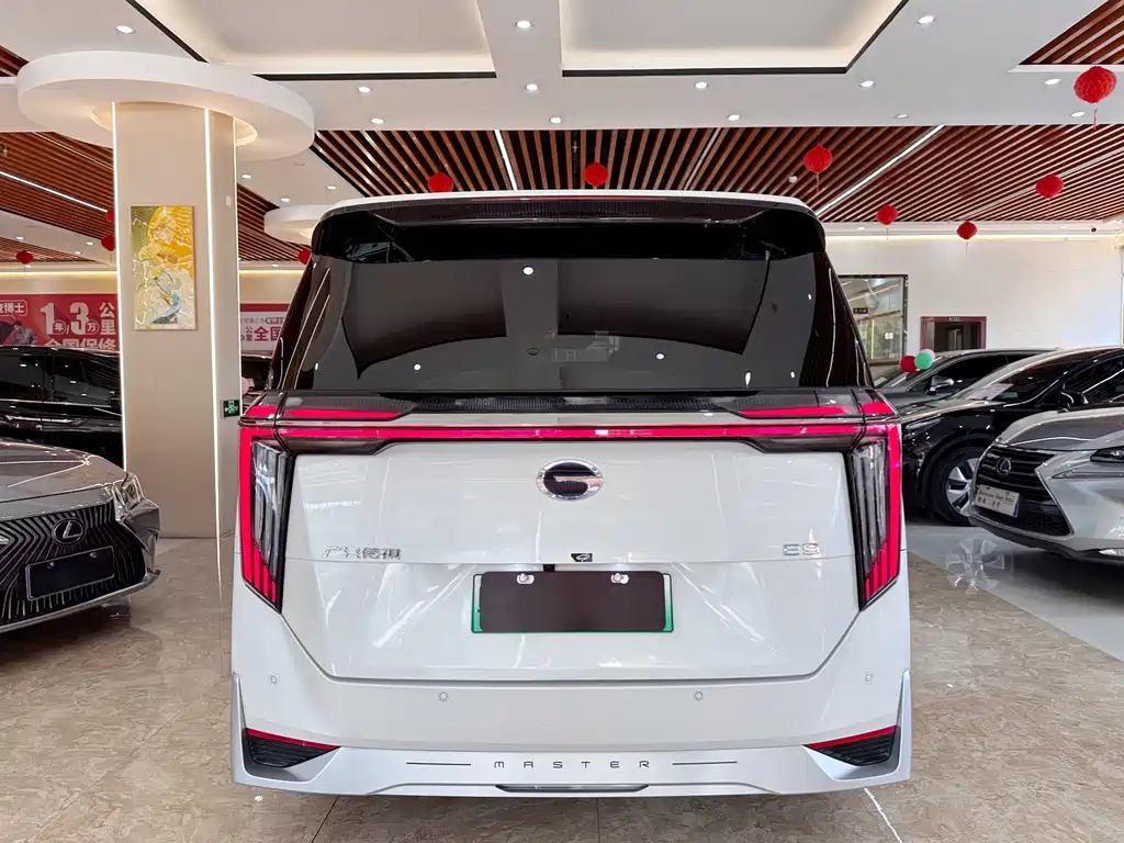 GAC Motor Trumpchi E9 — фото 5