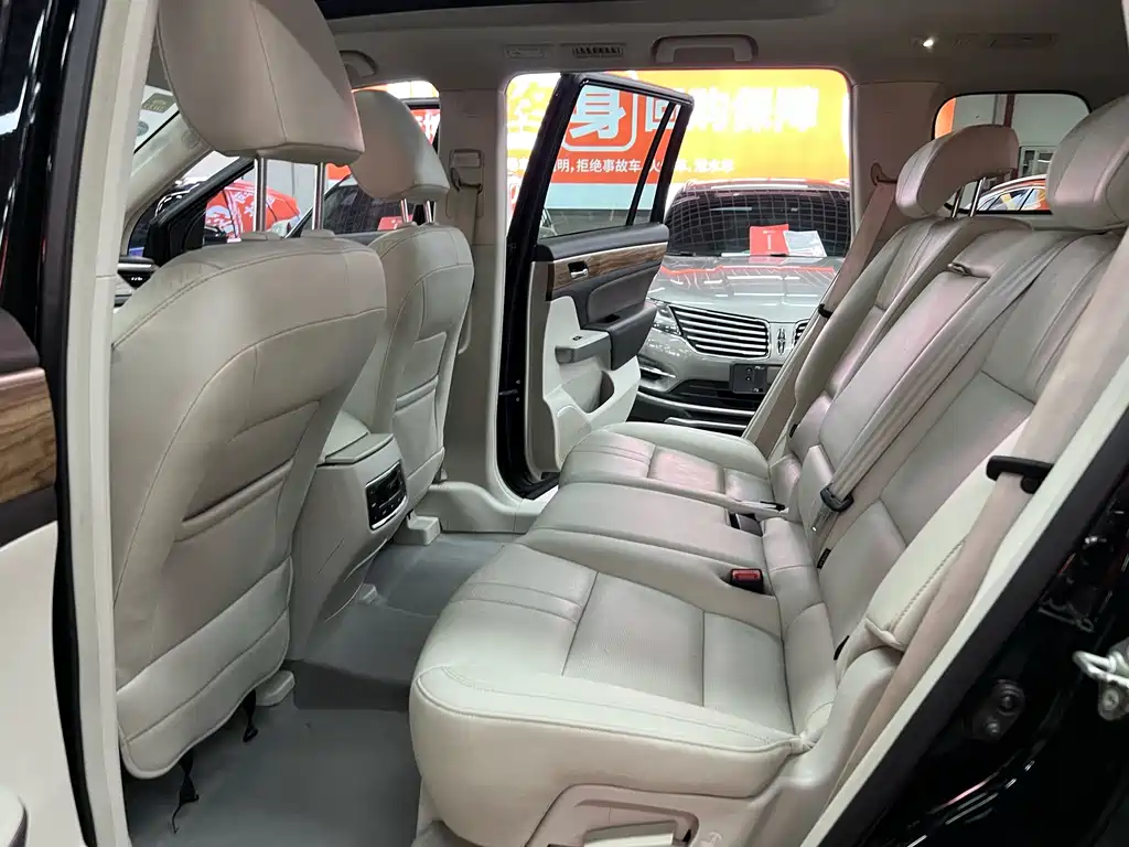 GAC Motor Trumpchi GS8 — фото 10