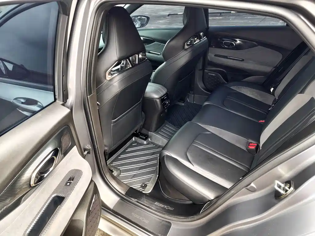 GAC Motor Shadow Leopard — фото 10