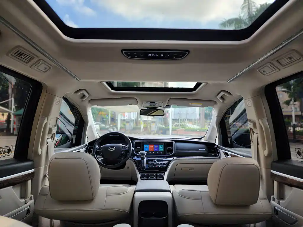 GAC Motor Trumpchi M8 — фото 13
