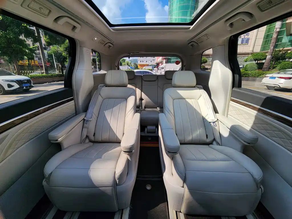 GAC Motor Trumpchi M8 — фото 20