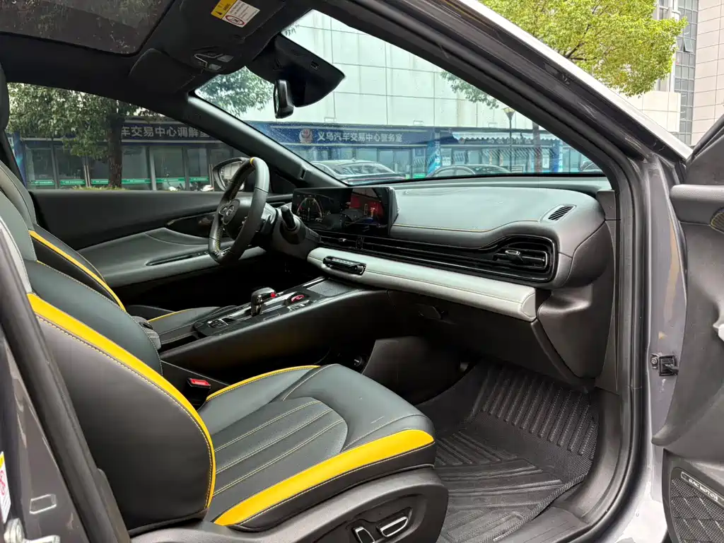 GAC Motor Shadow Leopard — фото 10