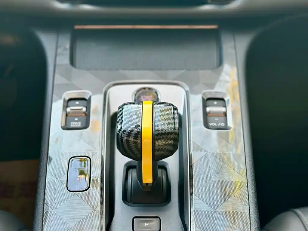 GAC Motor Shadow Leopard — фото 6