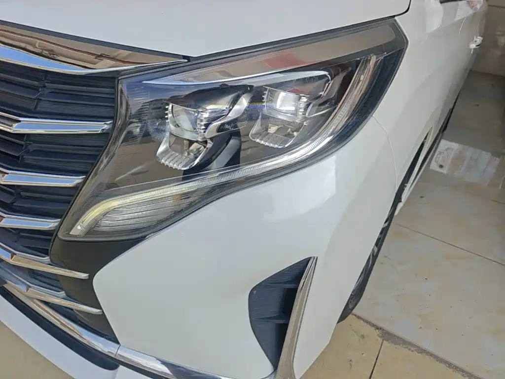 GAC Motor Trumpchi M8 — фото 24