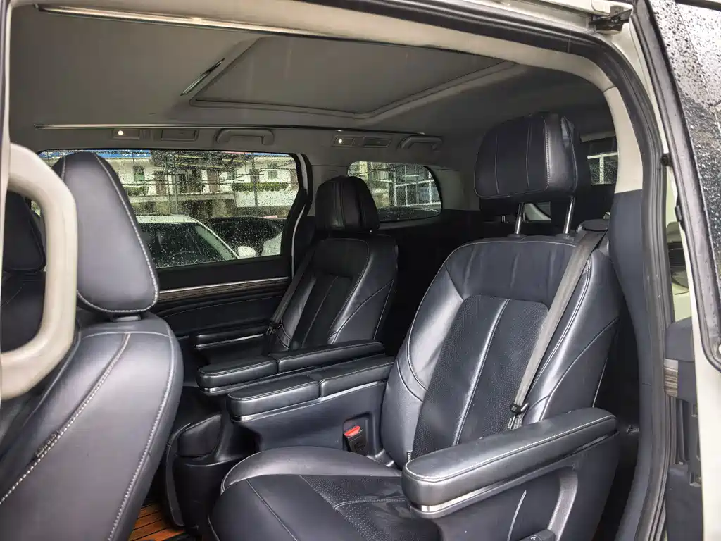 GAC Motor Trumpchi M8 — фото 7