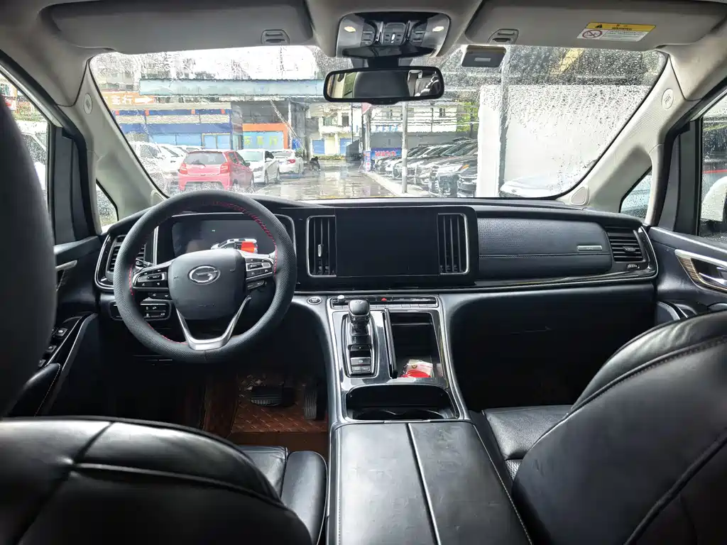 GAC Motor Trumpchi M8 — фото 8