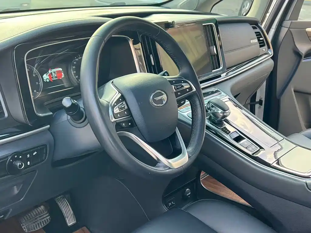 GAC Motor Trumpchi M8 — фото 7