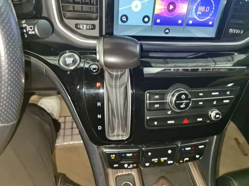 GAC Motor Trumpchi M8 — фото 14