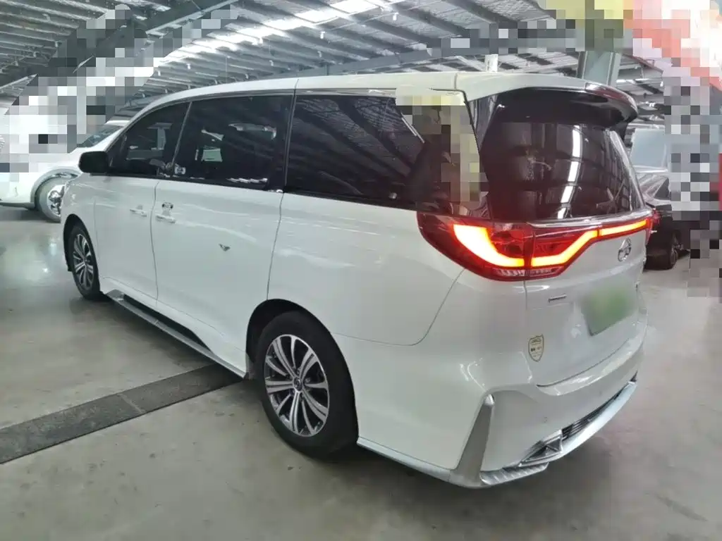 GAC Motor Trumpchi M8 — фото 5