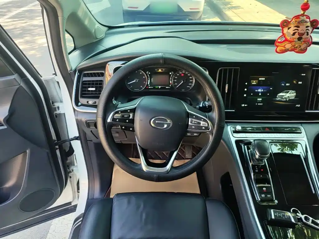 GAC Motor Trumpchi M8 — фото 11