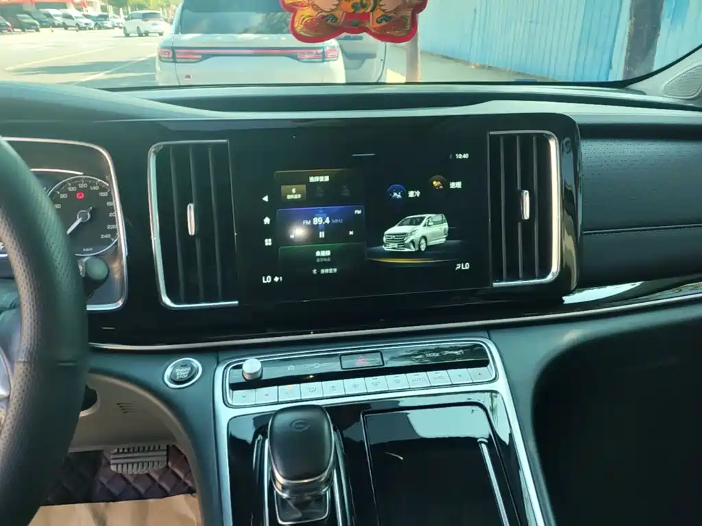 GAC Motor Trumpchi M8 — фото 13