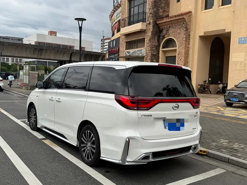 GAC Motor Trumpchi M8 — фото 4