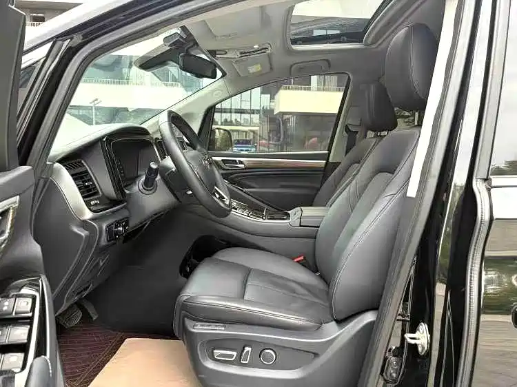 GAC Motor Trumpchi M8 — фото 4