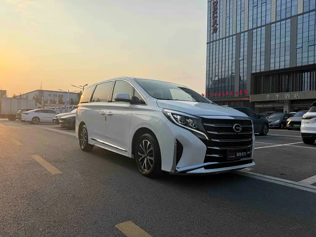 GAC Motor Trumpchi M8 — фото 3