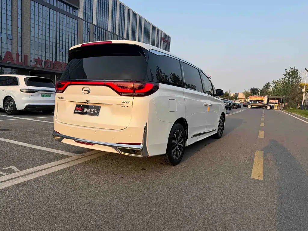 GAC Motor Trumpchi M8 — фото 8
