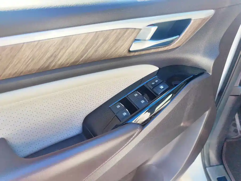 GAC Motor Trumpchi M8 — фото 9