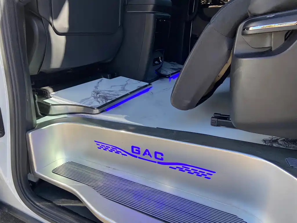 GAC Motor Trumpchi M8 — фото 13