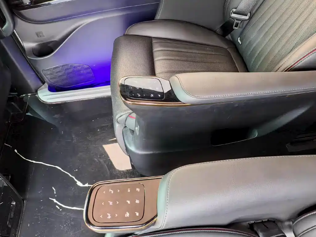 GAC Motor Trumpchi M8 — фото 6