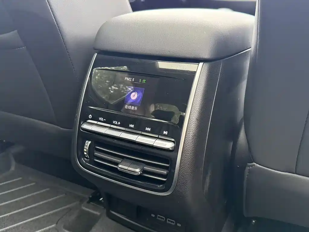 GAC Motor Trumpchi GA6 — фото 14