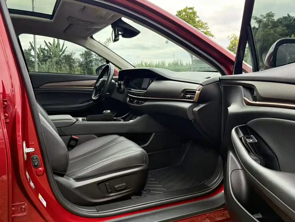 GAC Motor Trumpchi GA6 — фото 15