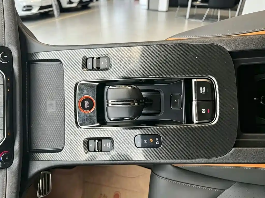 GAC Motor Shadow Leopard — фото 9