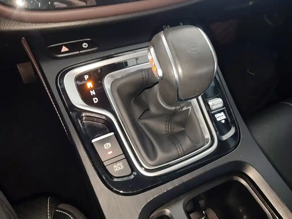 GAC Motor Trumpchi M6 — фото 14