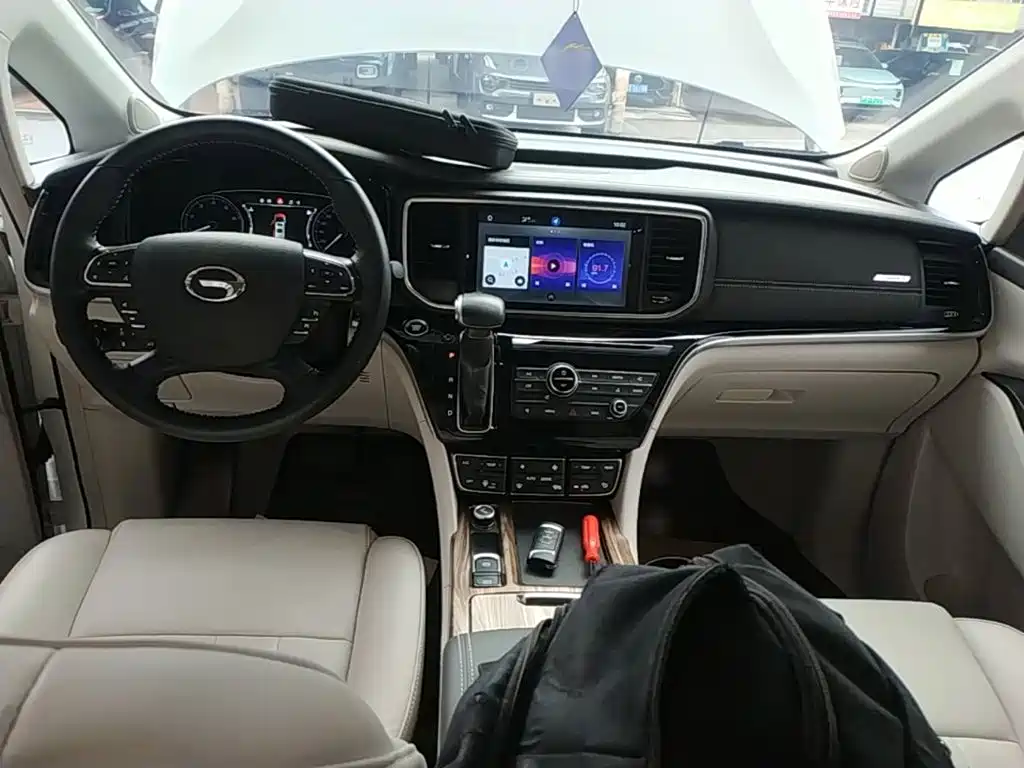 GAC Motor Trumpchi M8 — фото 10