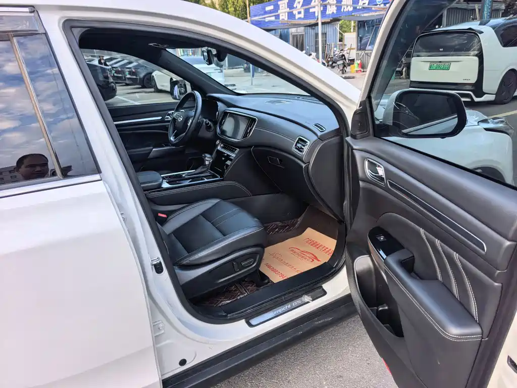GAC Motor Trumpchi GS8 — фото 6