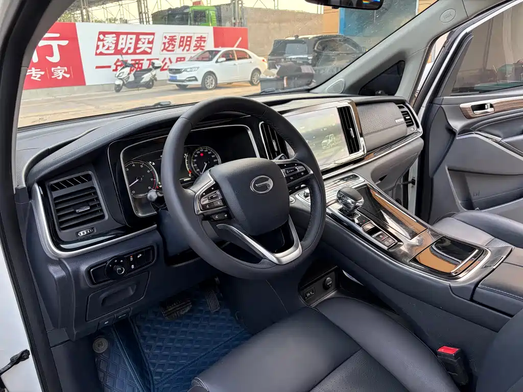 GAC Motor Trumpchi M8 — фото 4
