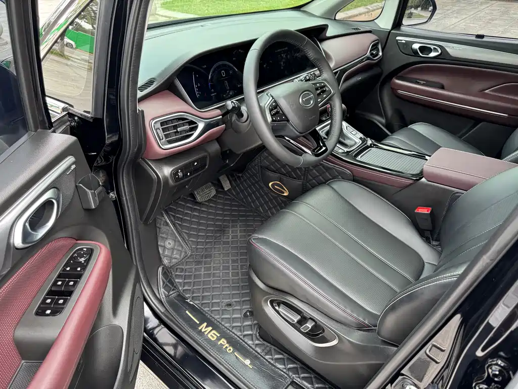 GAC Motor Trumpchi M6 — фото 10