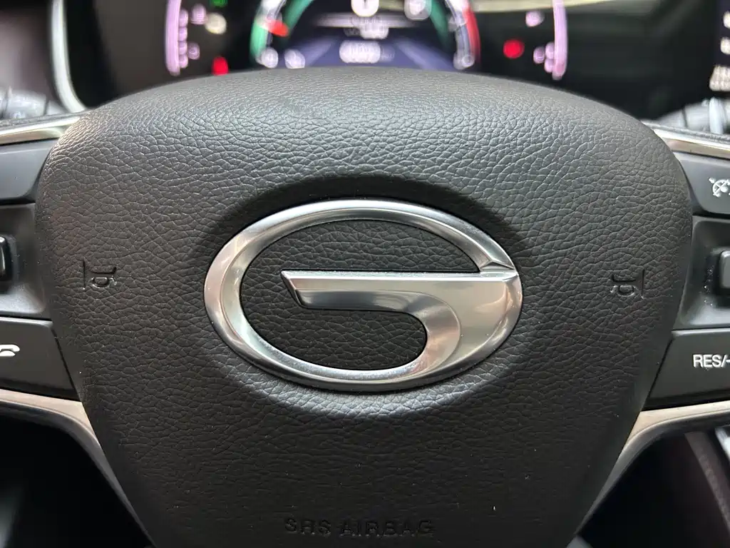 GAC Motor Trumpchi M6 — фото 23
