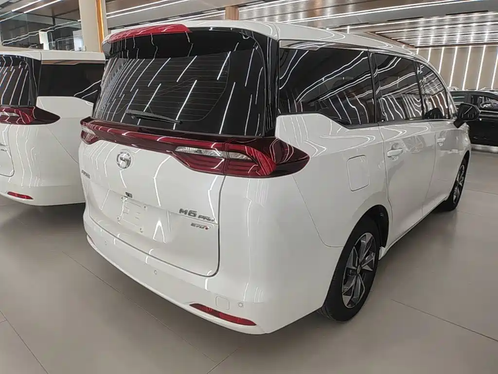 GAC Motor Trumpchi M6 — фото 7