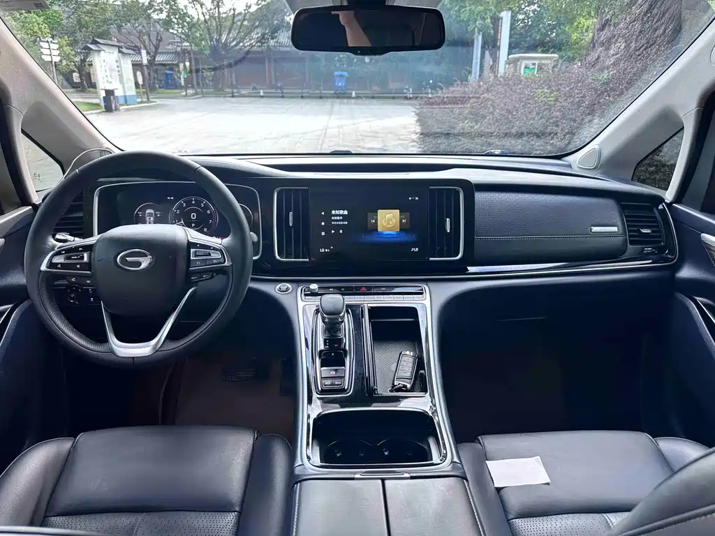 GAC Motor Trumpchi M8 — фото 10