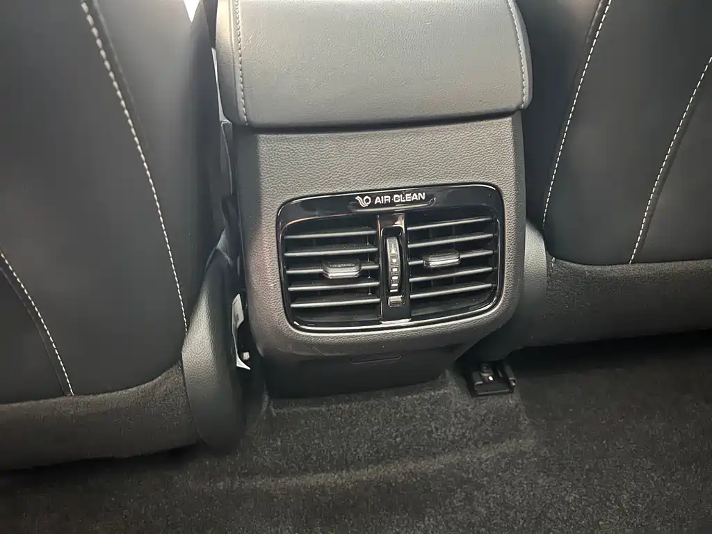 GAC Motor Trumpchi GS4 — фото 20