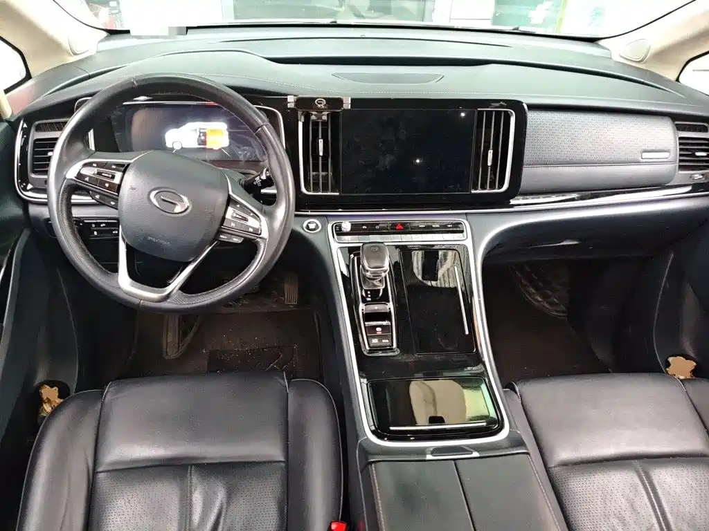 GAC Motor Trumpchi M8 — фото 10