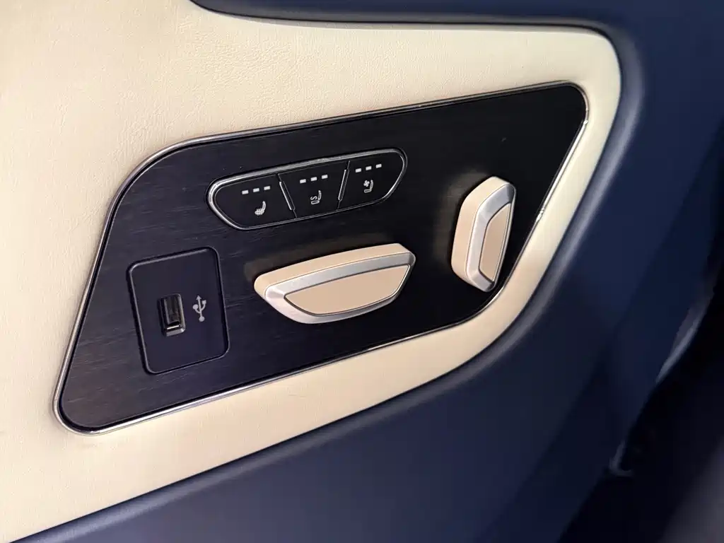 GAC Motor Trumpchi M8 — фото 14