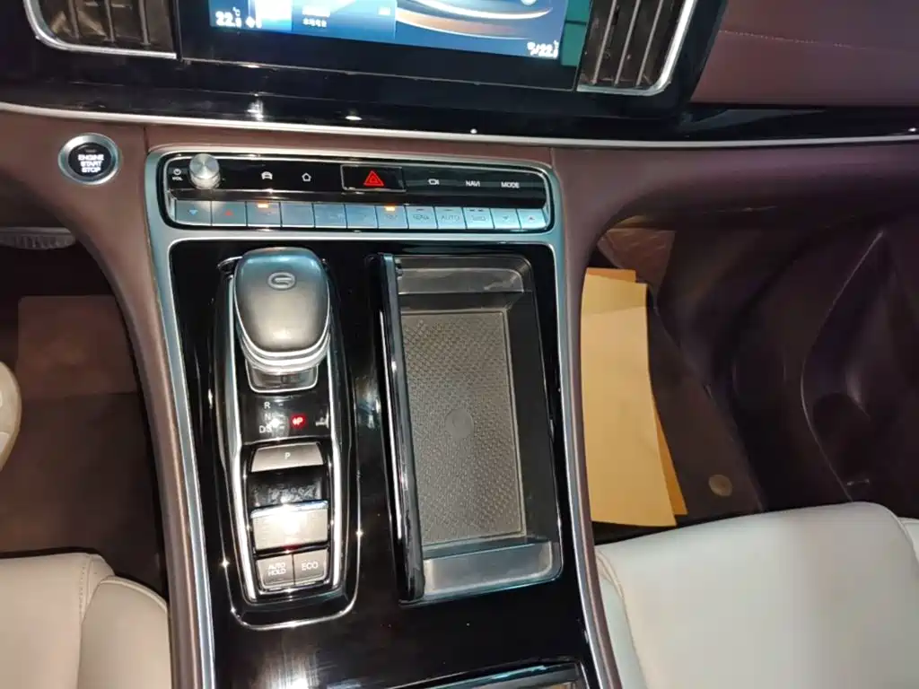 GAC Motor Trumpchi M8 — фото 14