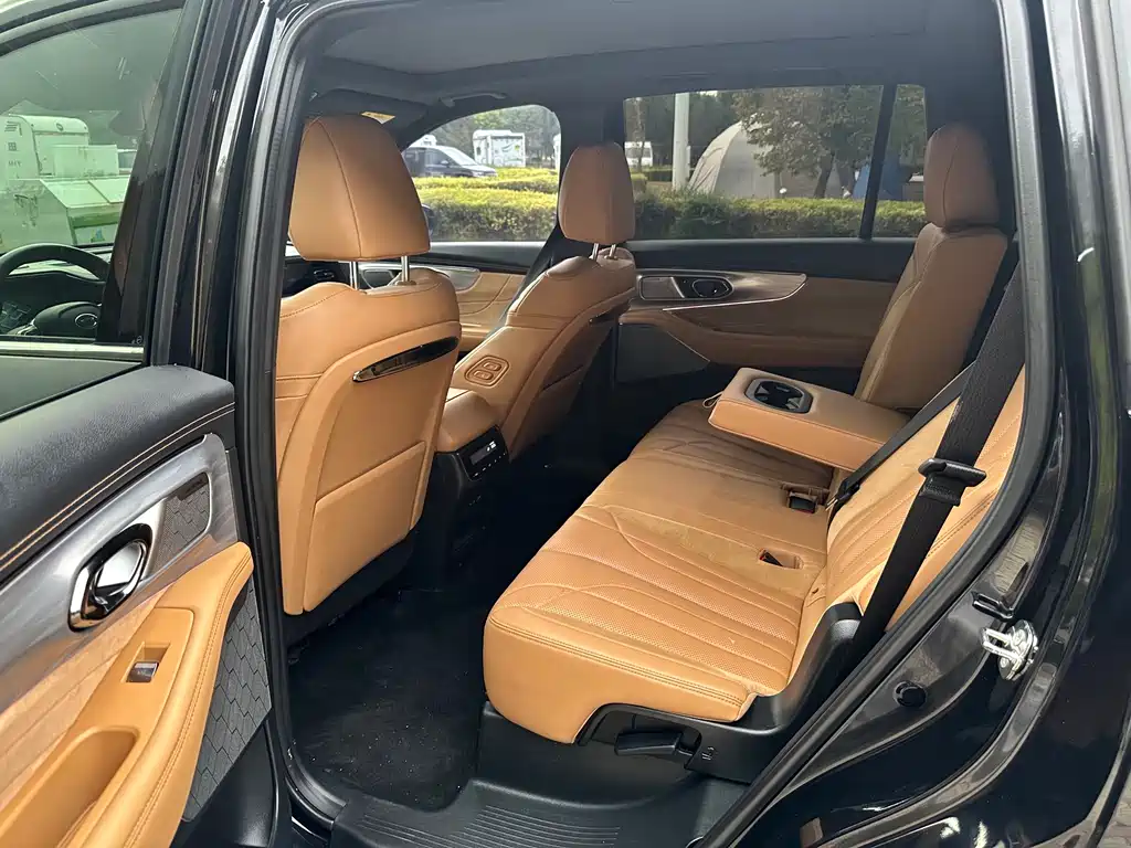 GAC Motor Trumpchi ES9 — фото 6