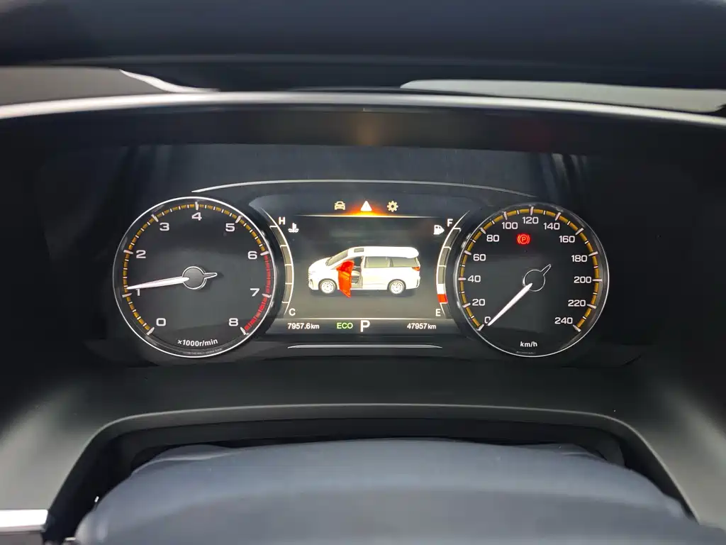 GAC Motor Trumpchi M8 — фото 14