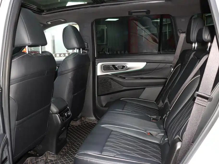 GAC Motor Trumpchi GS8 — фото 11