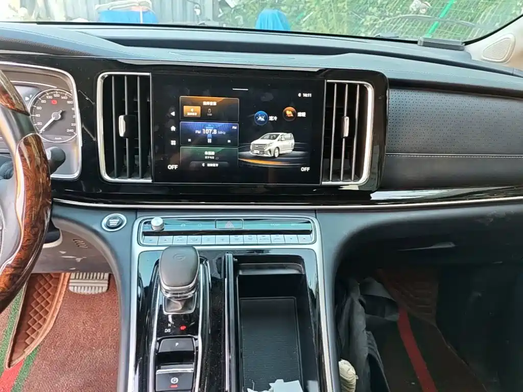 GAC Motor Trumpchi M8 — фото 13