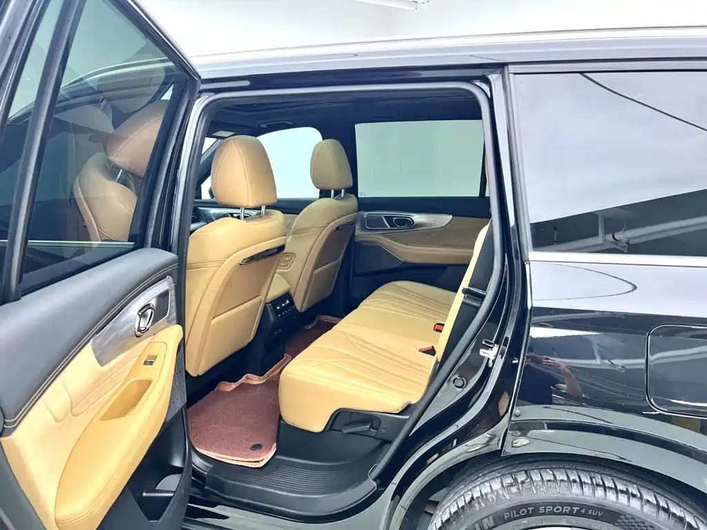 GAC Motor Trumpchi ES9 — фото 8
