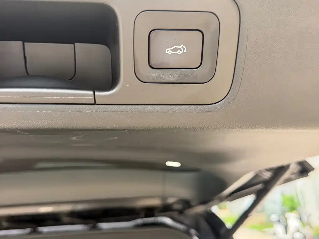 GAC Motor Trumpchi M8 — фото 14