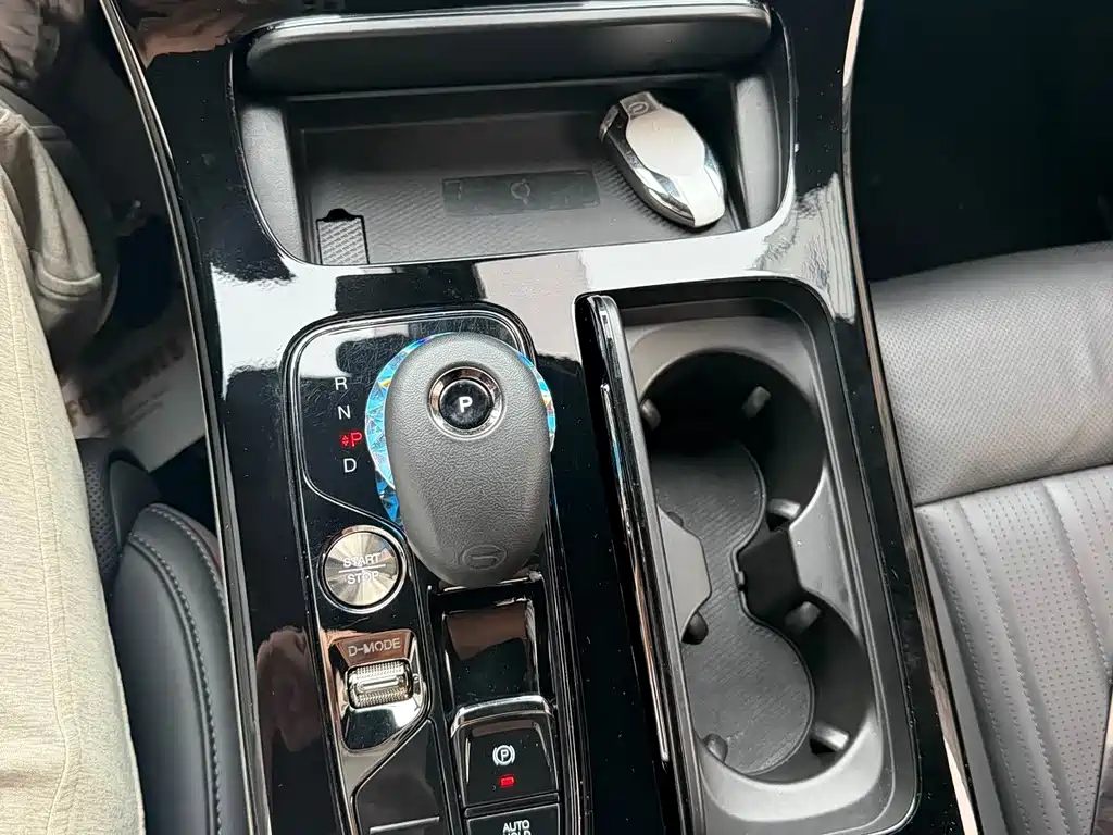 GAC Motor Trumpchi M8 — фото 19