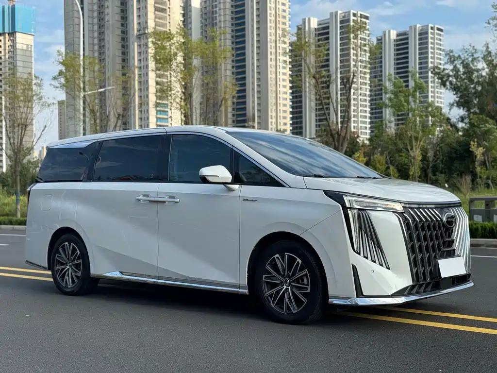 GAC Motor Trumpchi M8 — фото 3