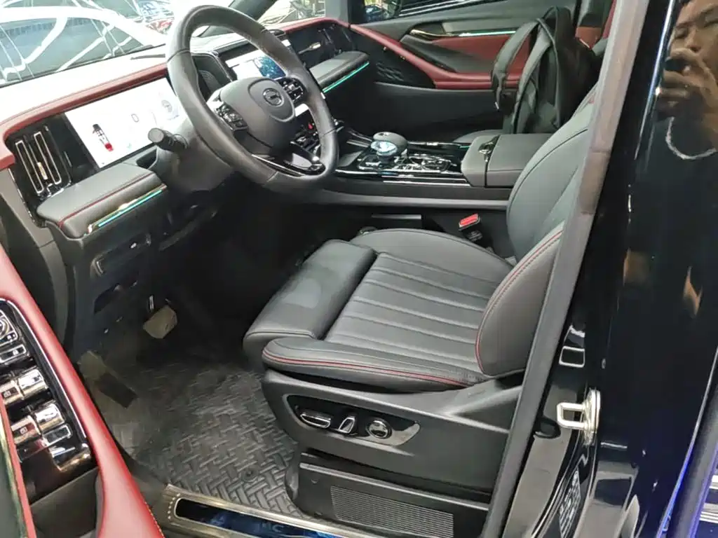 GAC Motor Trumpchi M8 — фото 15