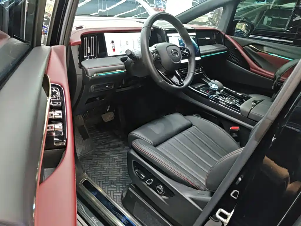 GAC Motor Trumpchi M8 — фото 16