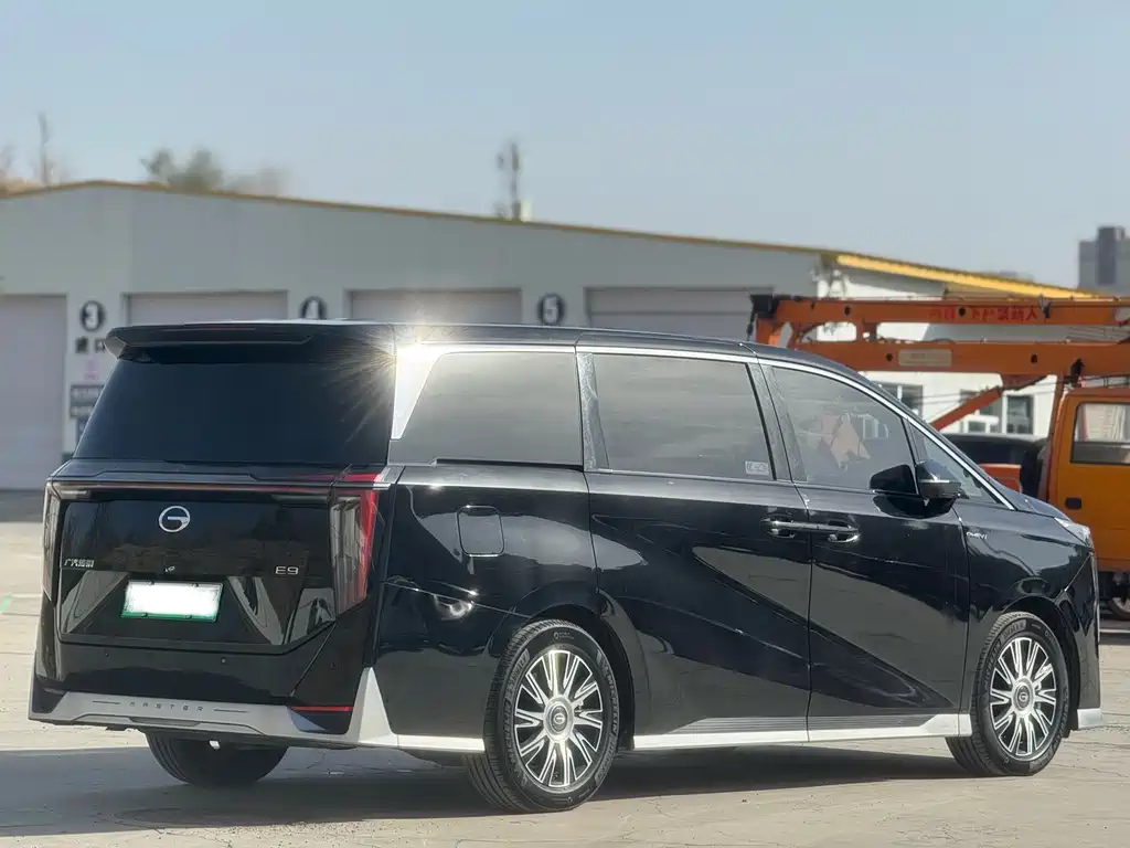 GAC Motor Trumpchi E9 — фото 9